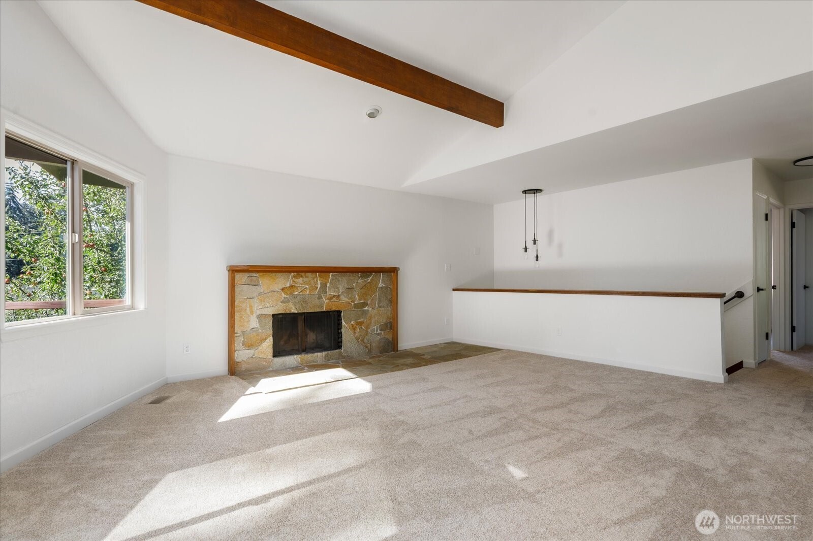 813 Hazzle Court Property Photo 14