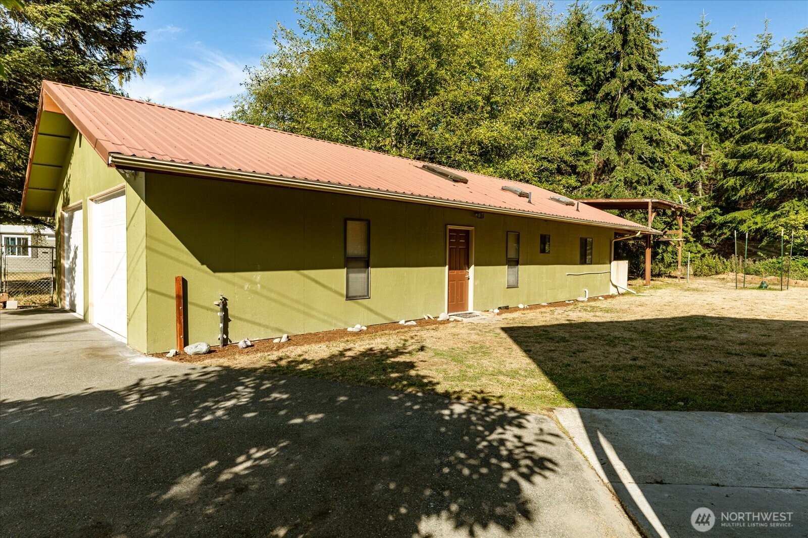 813 Hazzle Court Property Photo 29