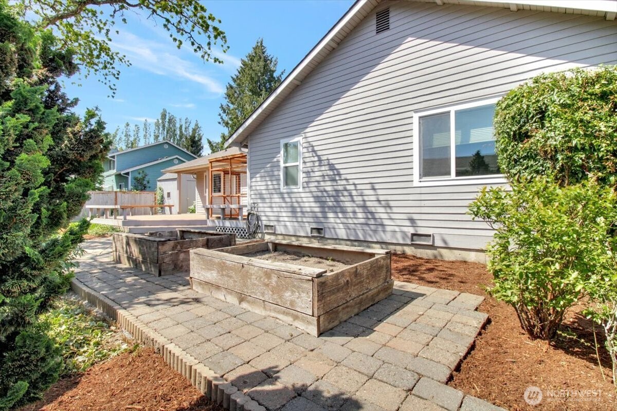 2928 209th Place Property Photo 31