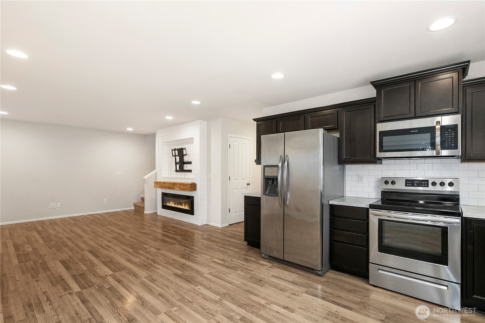 18835 105th Avenue Ct Property Photo 8