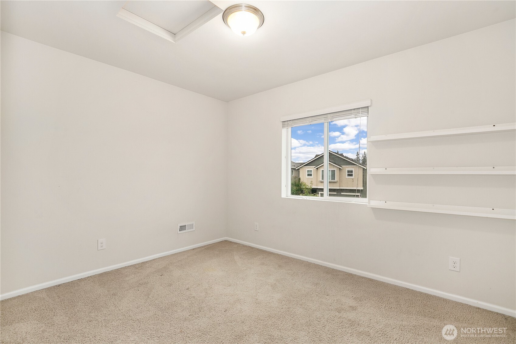 18835 105th Avenue Ct Property Photo 17