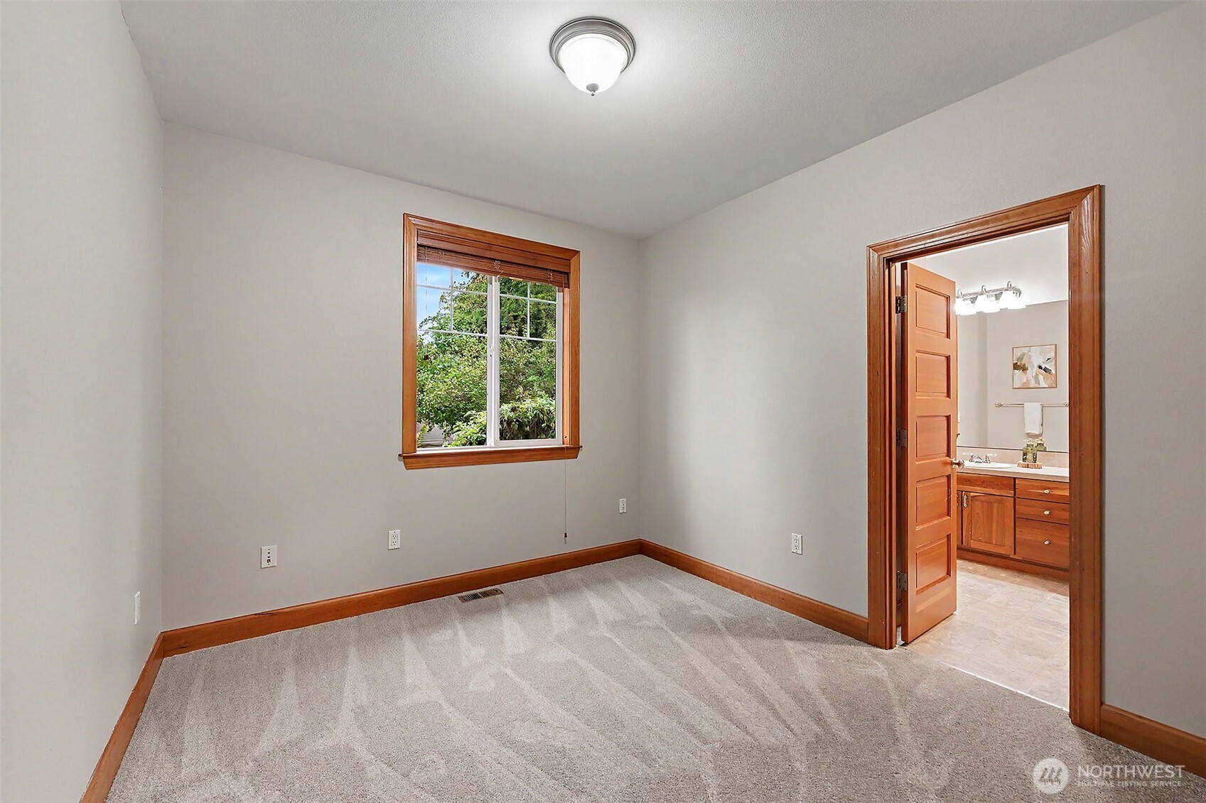 1920 12th Avenue Property Photo 18