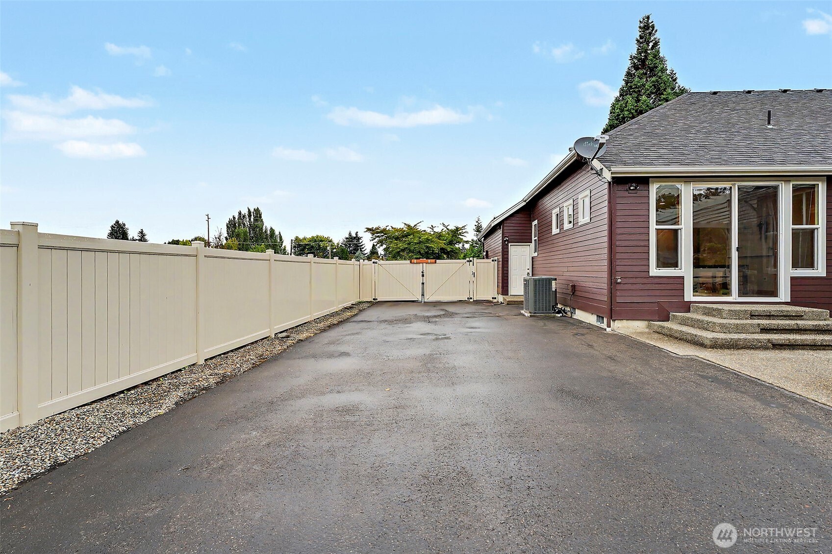 1920 12th Avenue Property Photo 33
