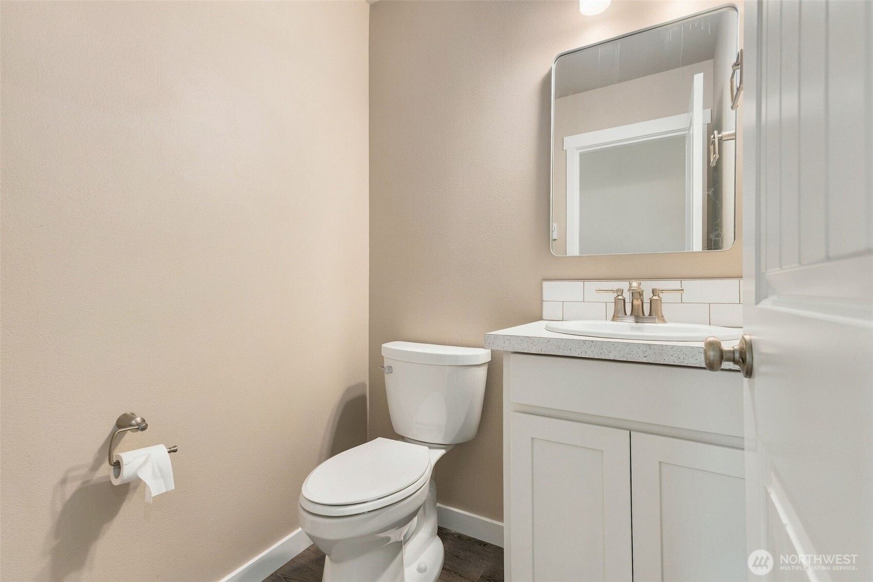 421 W Satsop Drive Property Photo 17