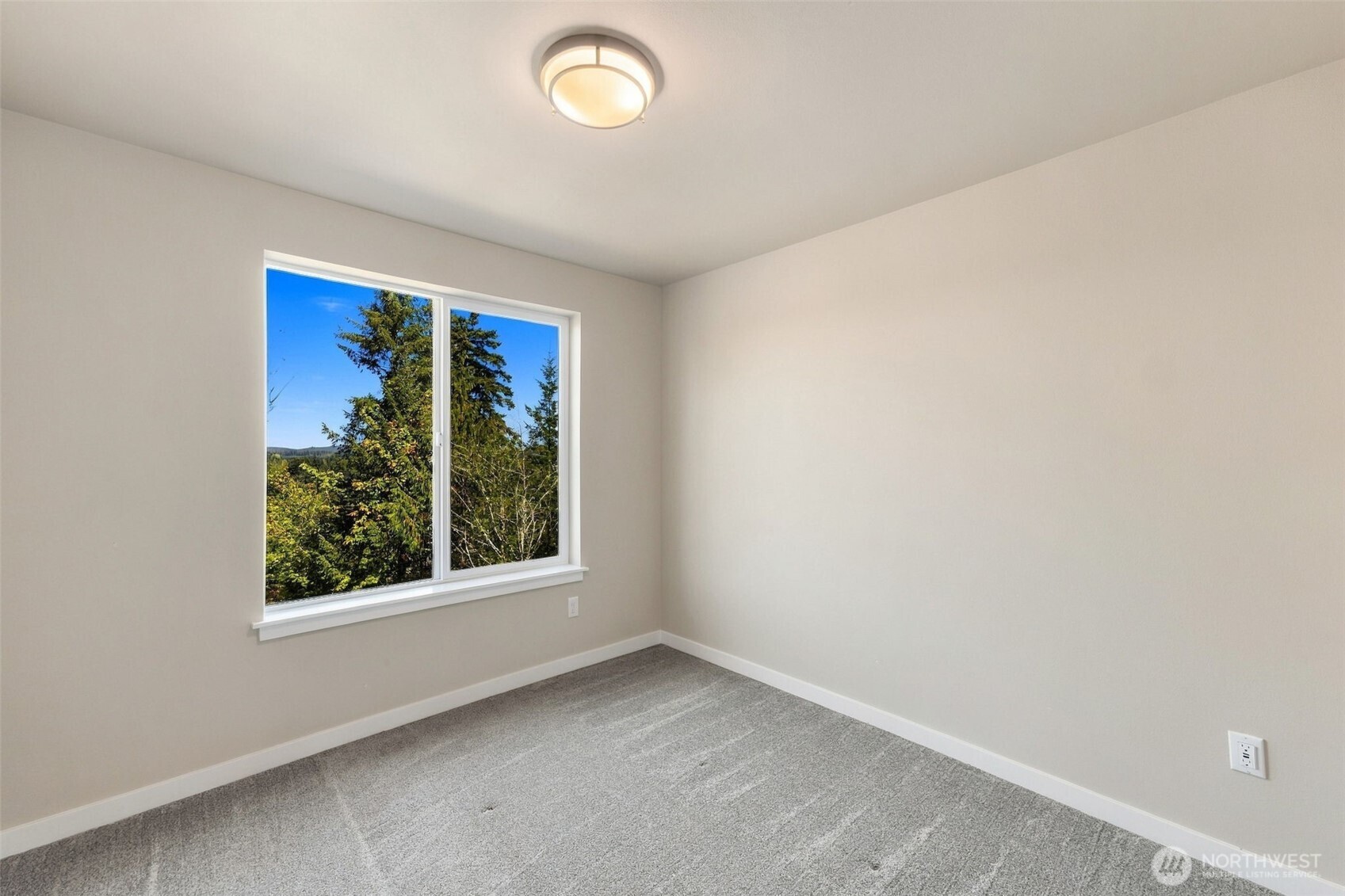 421 W Satsop Drive Property Photo 28
