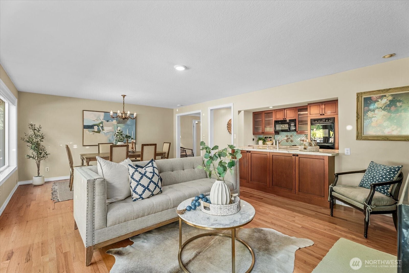 12116 Shorewood Drive Property Photo 11