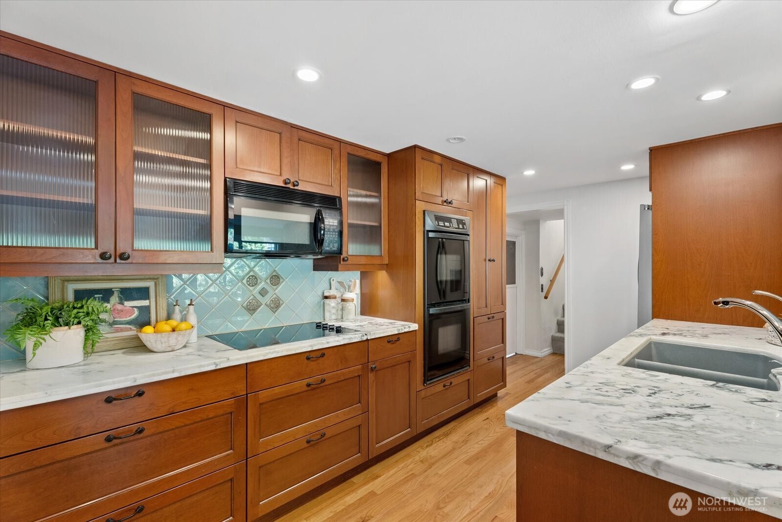 12116 Shorewood Drive Property Photo 13
