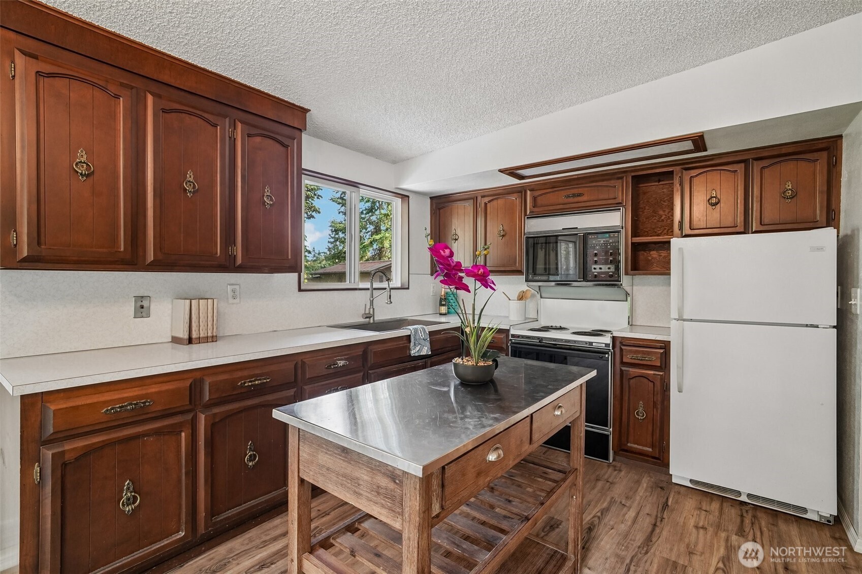 29206 112 Avenue Property Photo 11