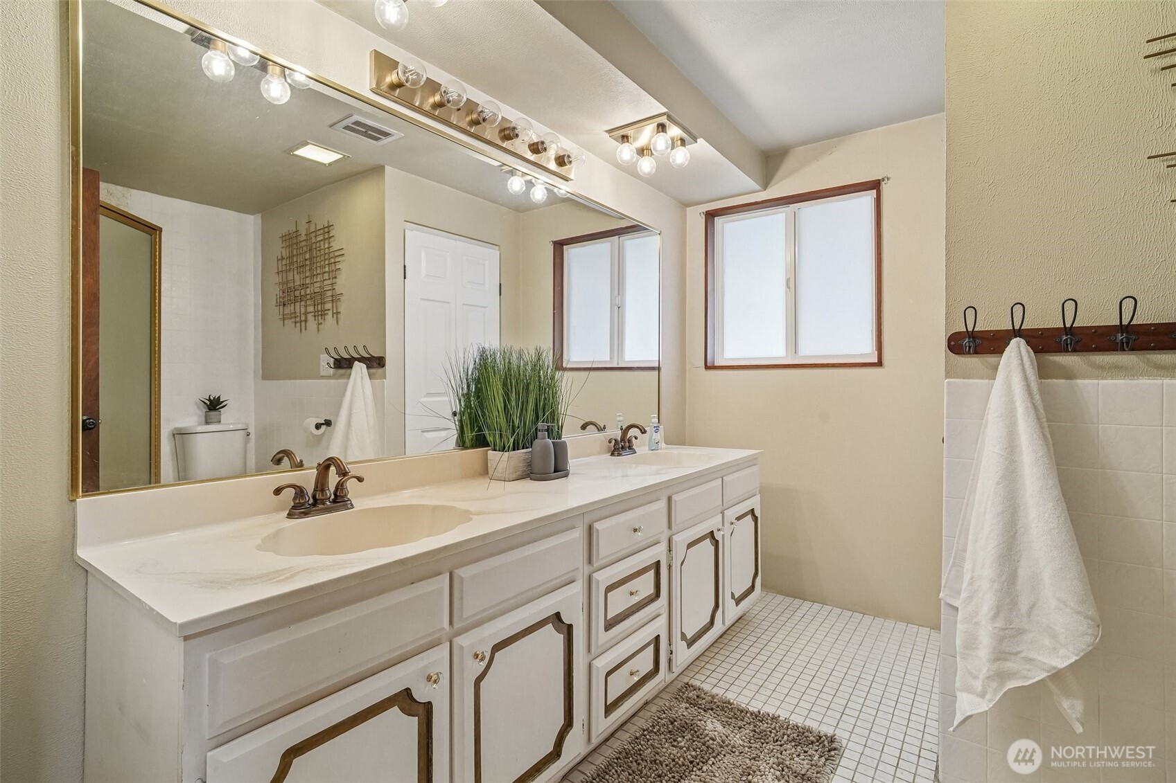 29206 112 Avenue Property Photo 13