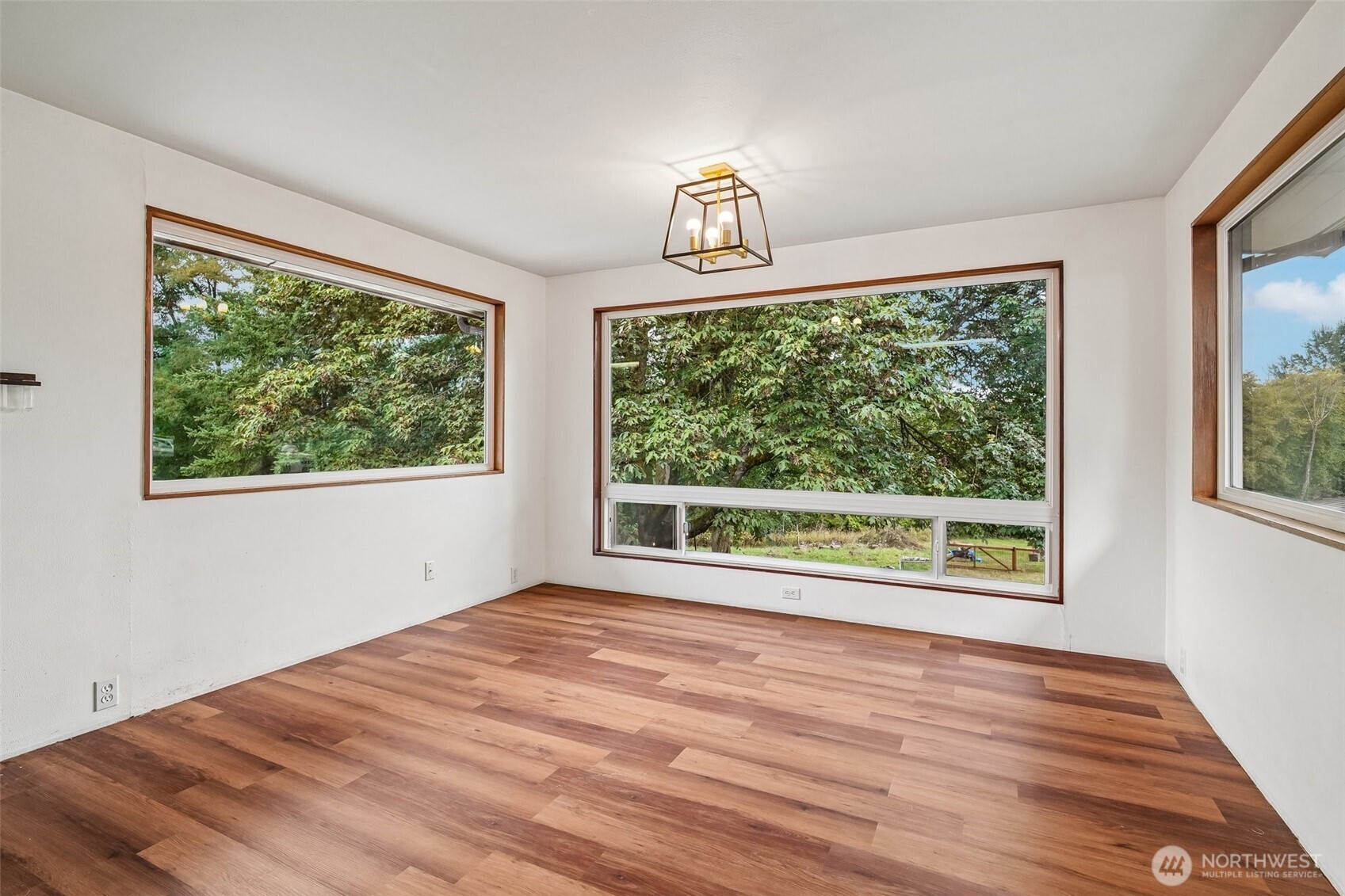 29206 112 Avenue Property Photo 18