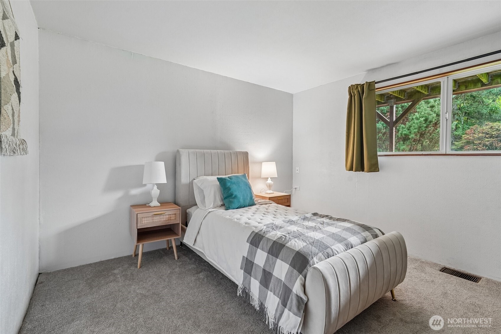 29206 112 Avenue Property Photo 19