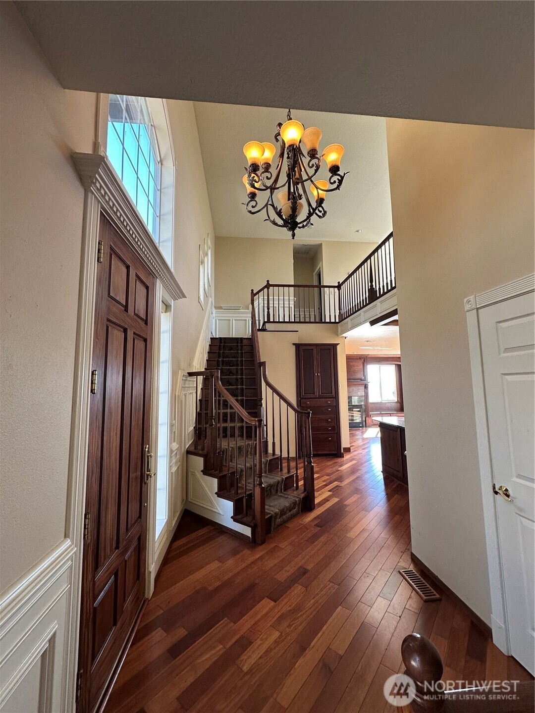 444 Sommerset Road Property Photo 6