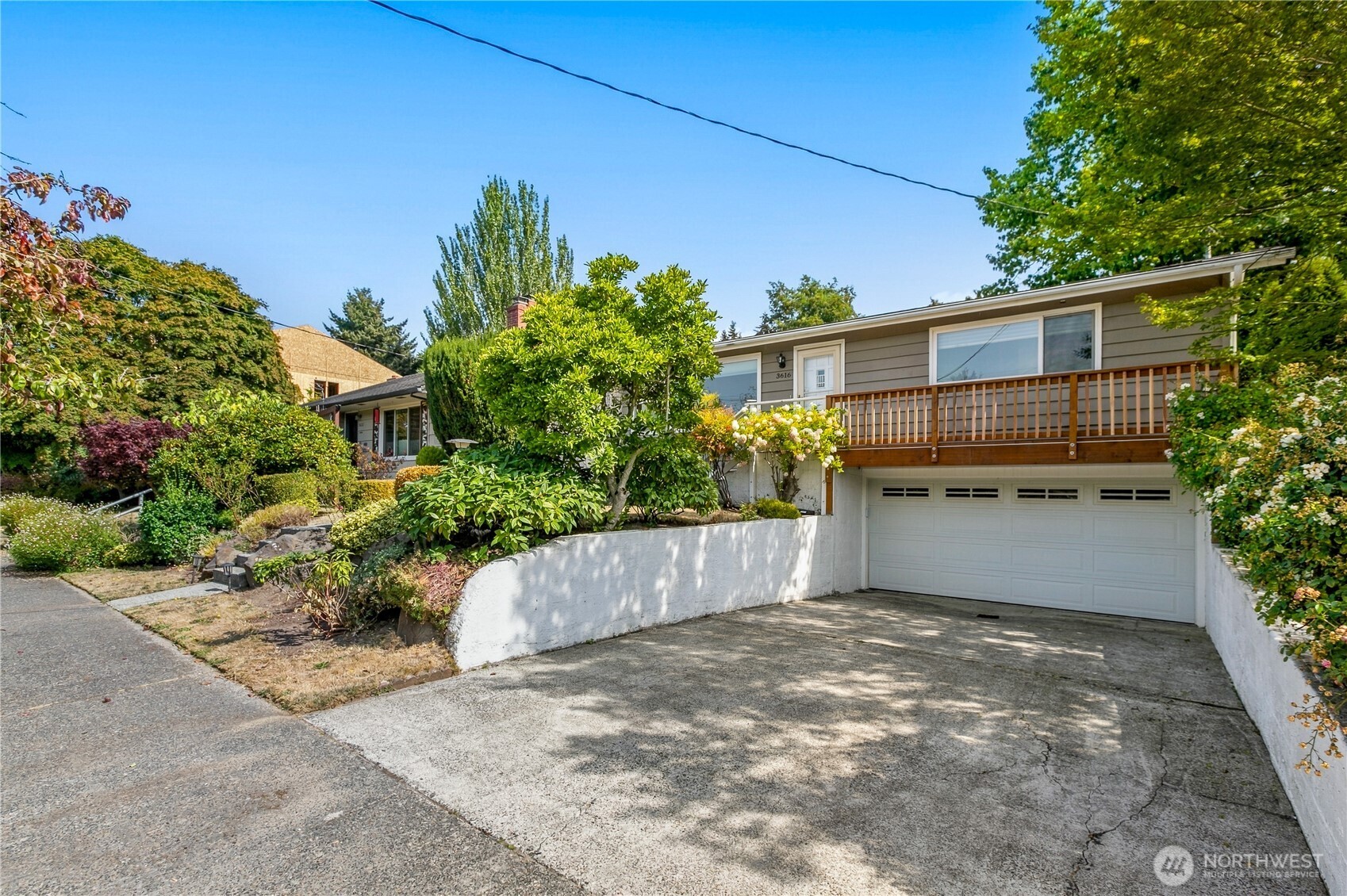 3616 33rd Avenue Property Photo 2
