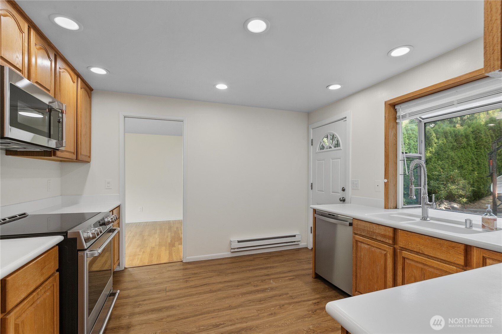 3616 33rd Avenue Property Photo 17
