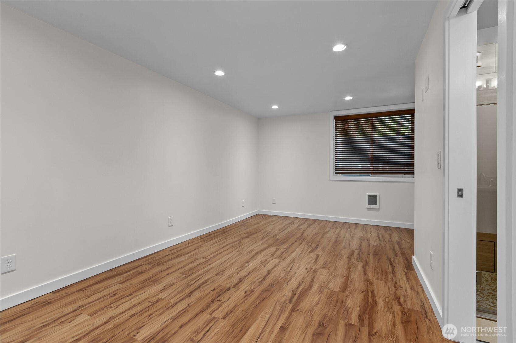 3616 33rd Avenue Property Photo 26