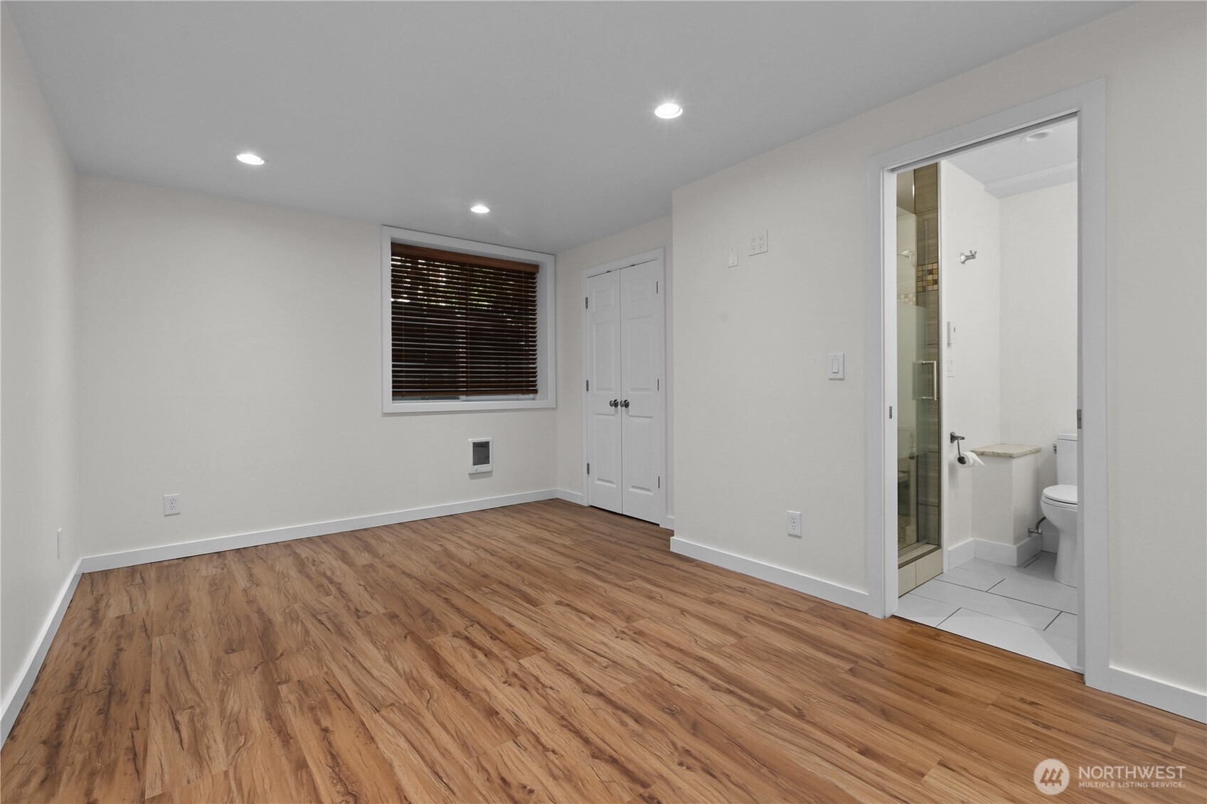 3616 33rd Avenue Property Photo 27