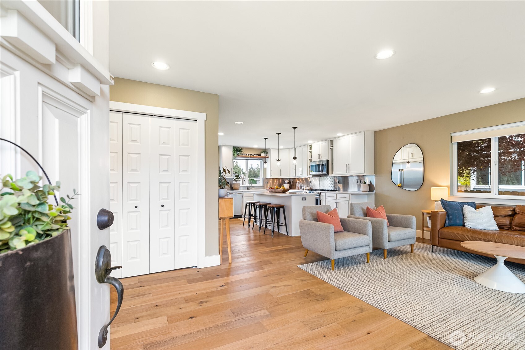 1777 Main Street Property Photo 14