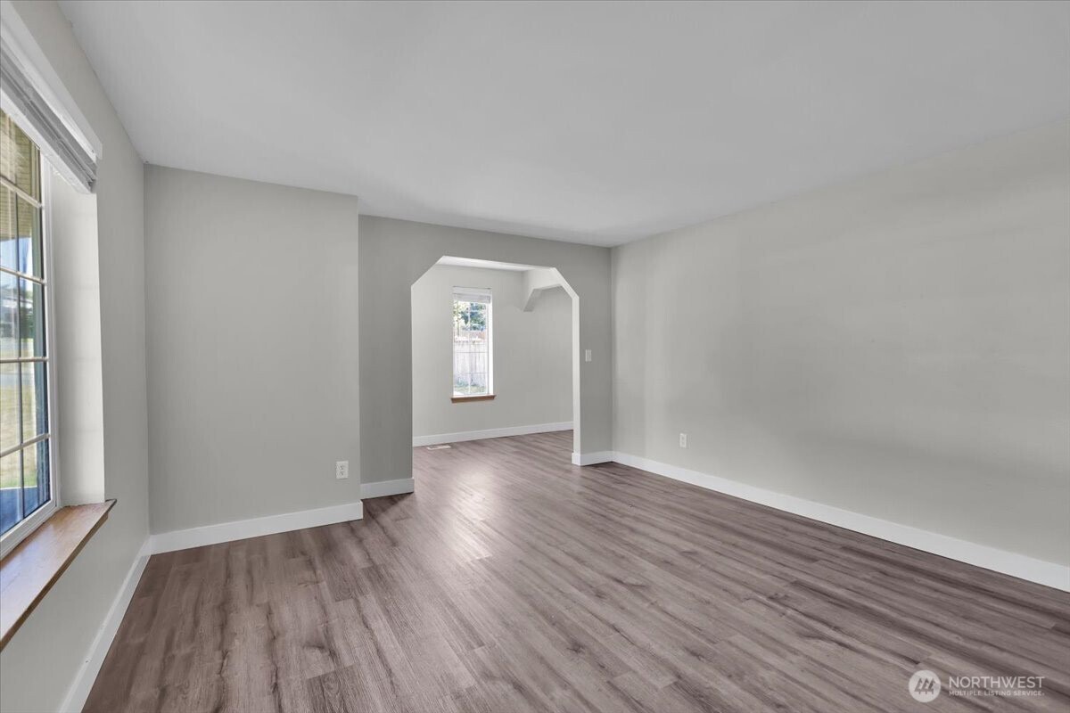 814 291st Street Property Photo 6
