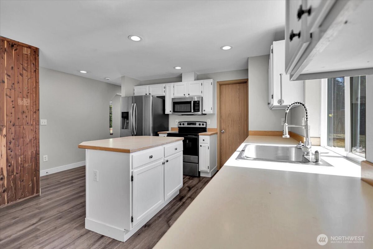 814 291st Street Property Photo 10