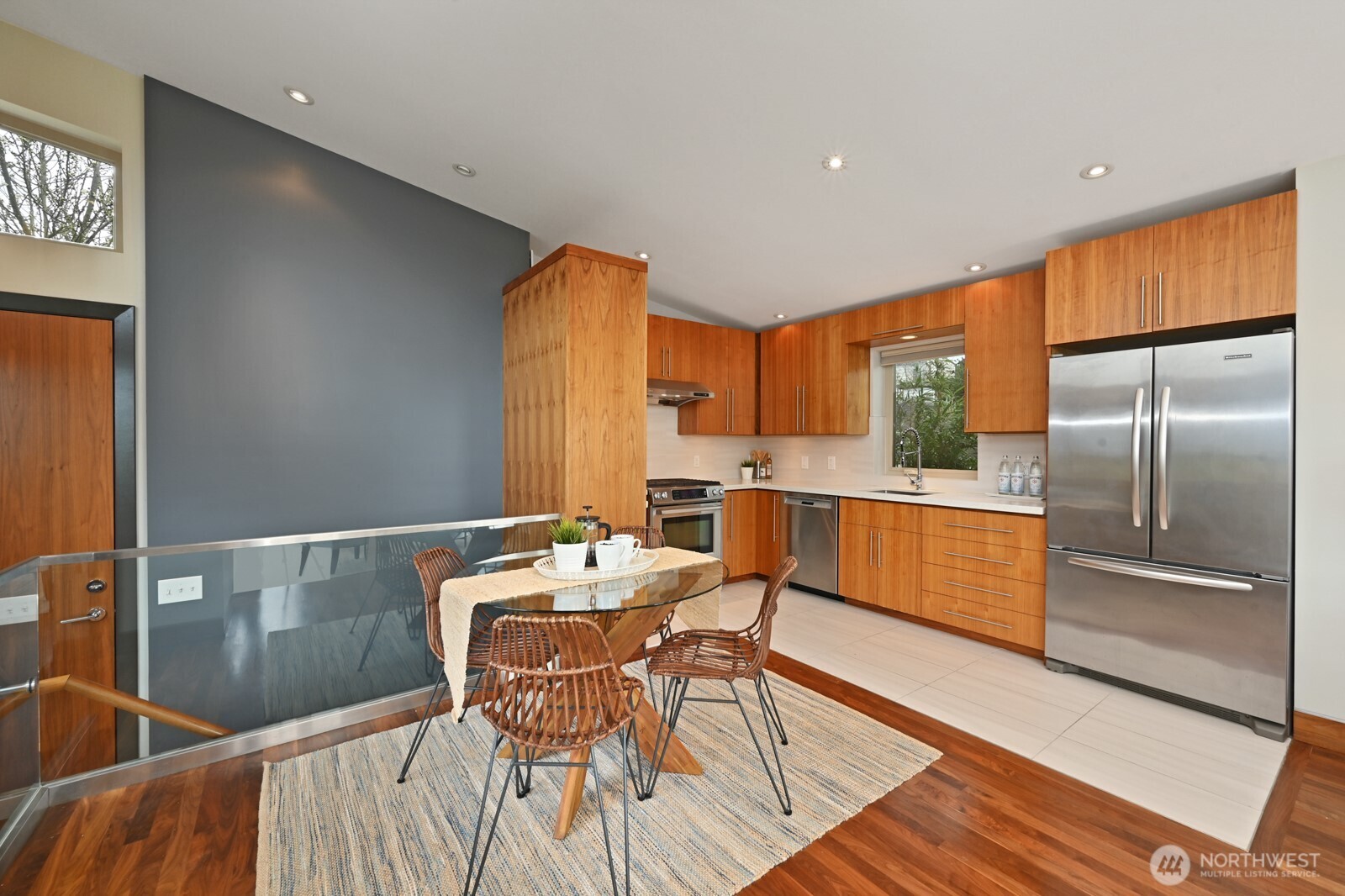 8218 2nd Avenue #b Property Photo 13