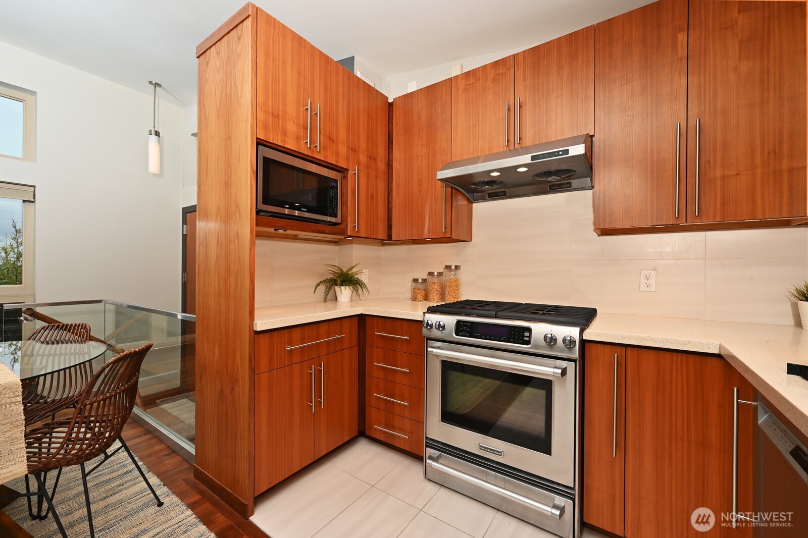 8218 2nd Avenue #b Property Photo 15