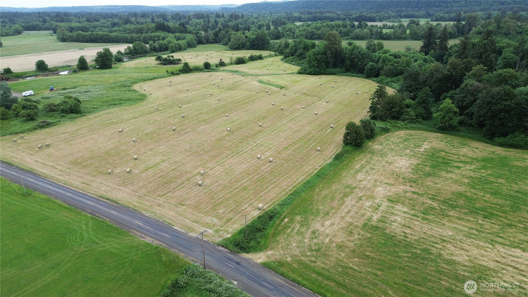 240 Elma Gate Road Property Photo 2