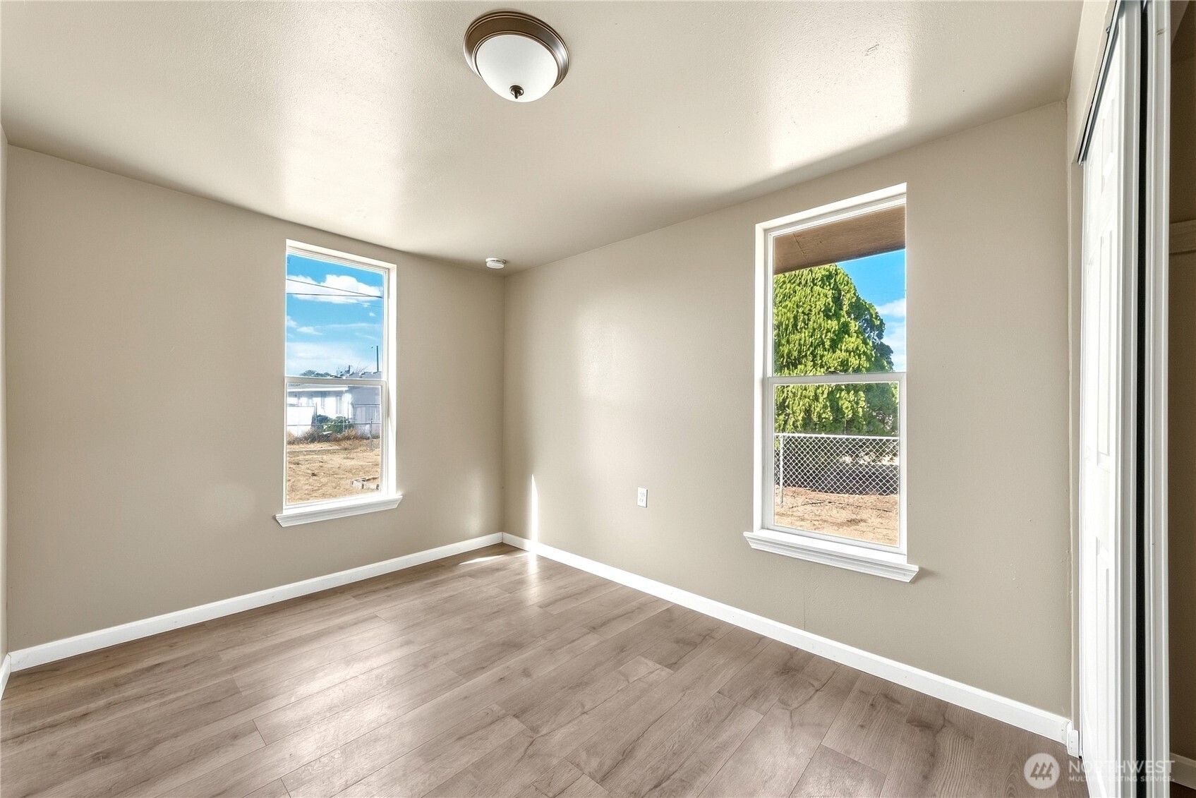 817 Perkins Street Property Photo 13