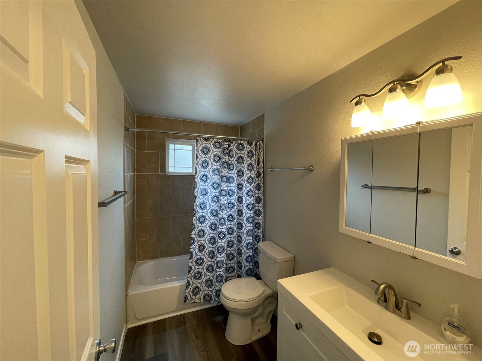 8806 3rd Avenue Property Photo 20