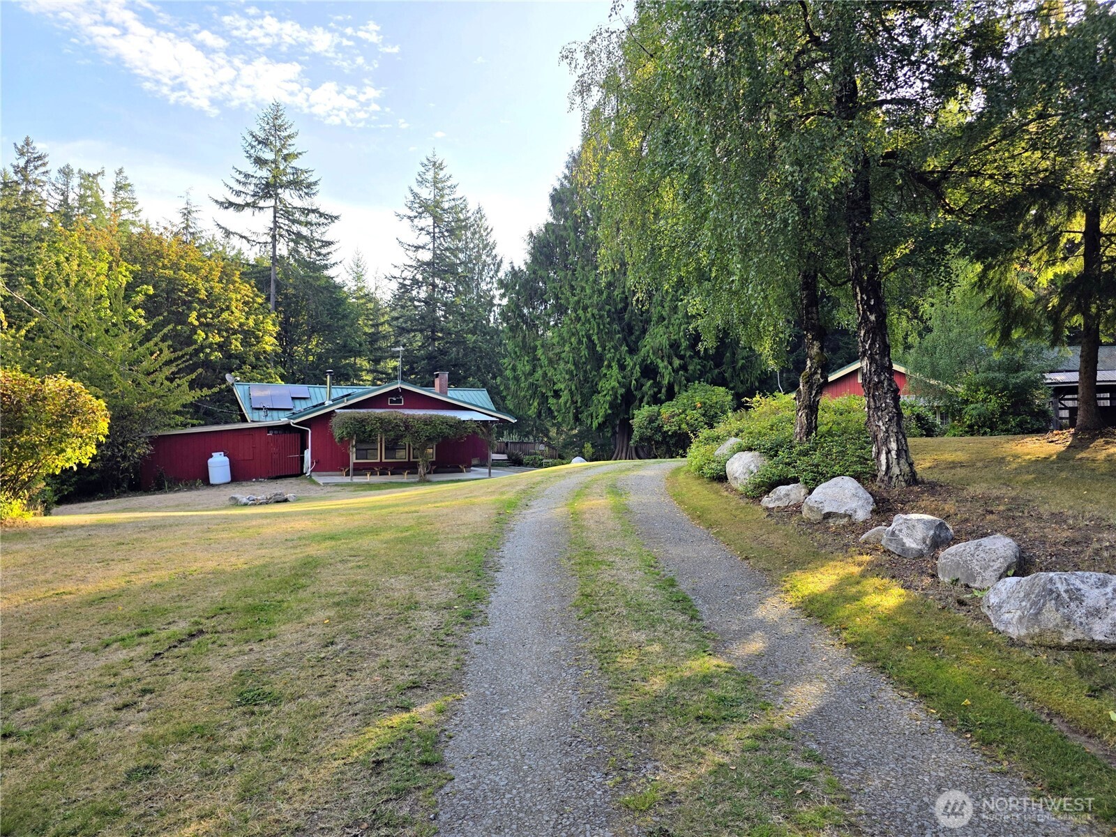 395 Saylor Road Property Photo 2