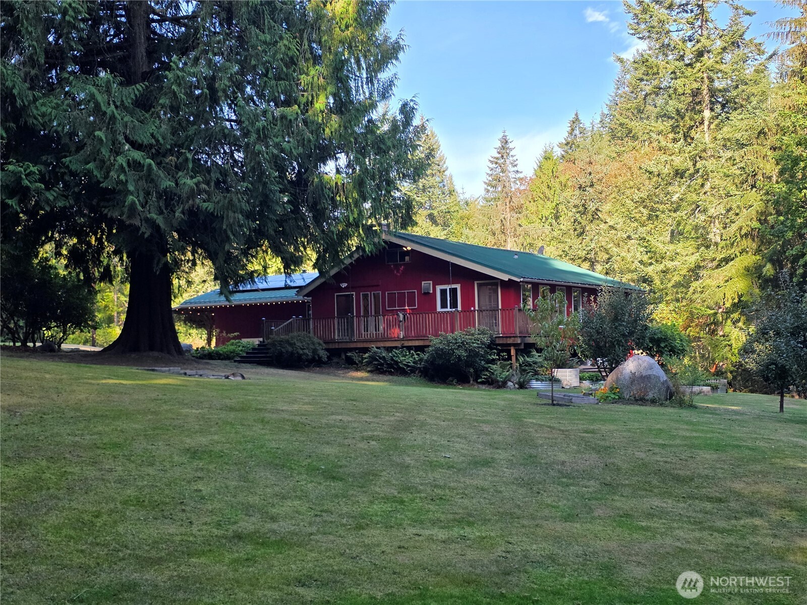 395 Saylor Road Property Photo 5