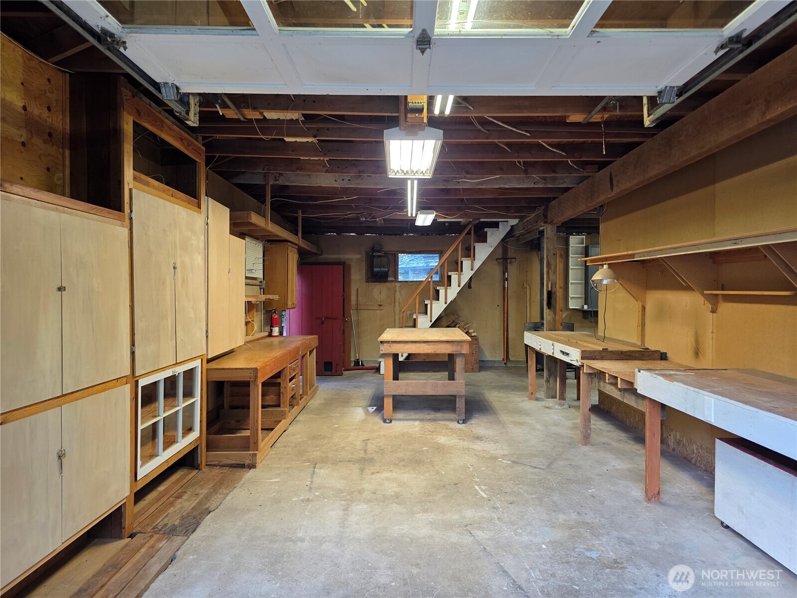 395 Saylor Road Property Photo 10