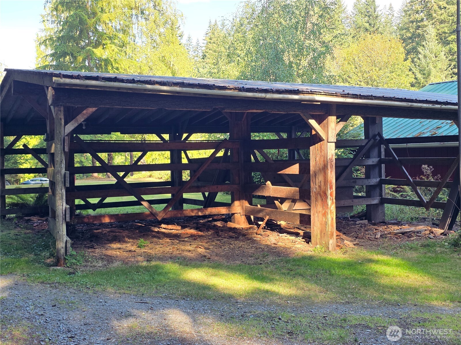 395 Saylor Road Property Photo 15