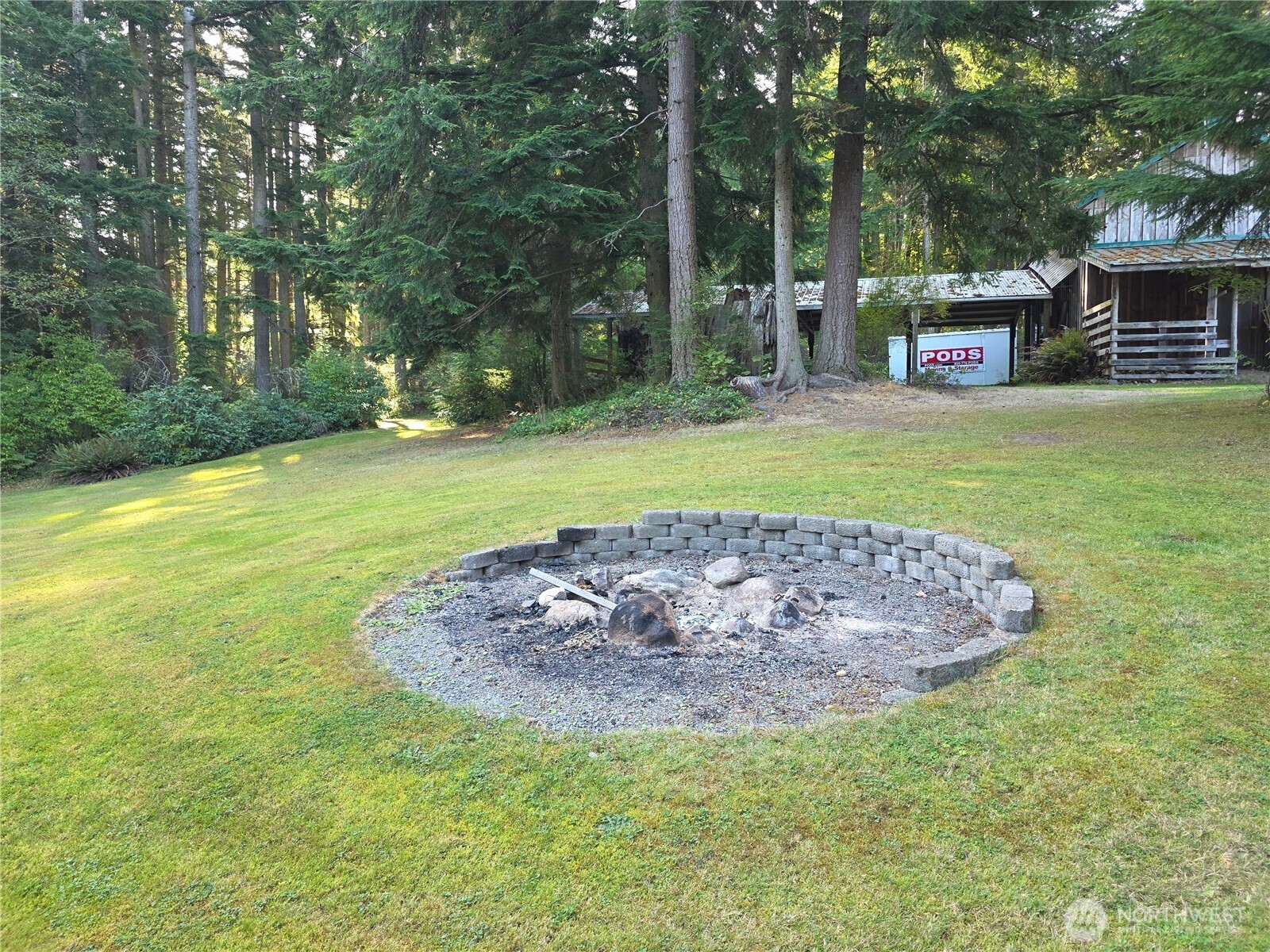395 Saylor Road Property Photo 18