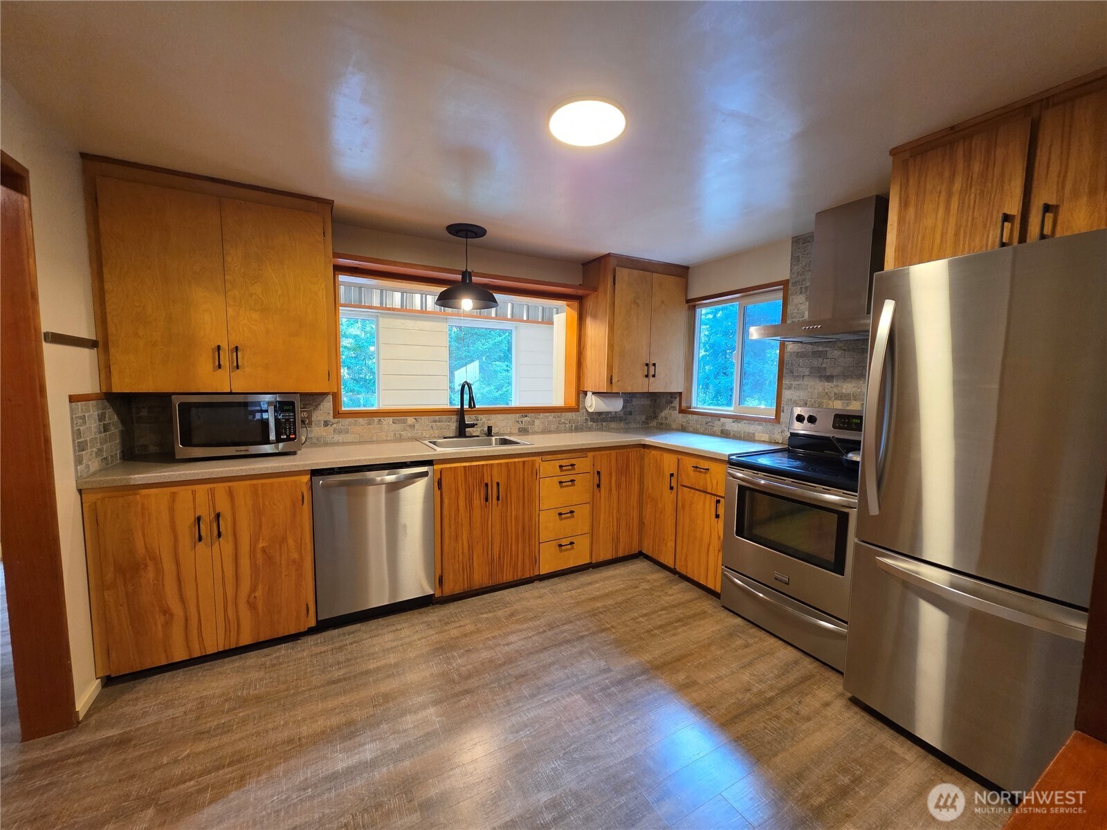 395 Saylor Road Property Photo 21