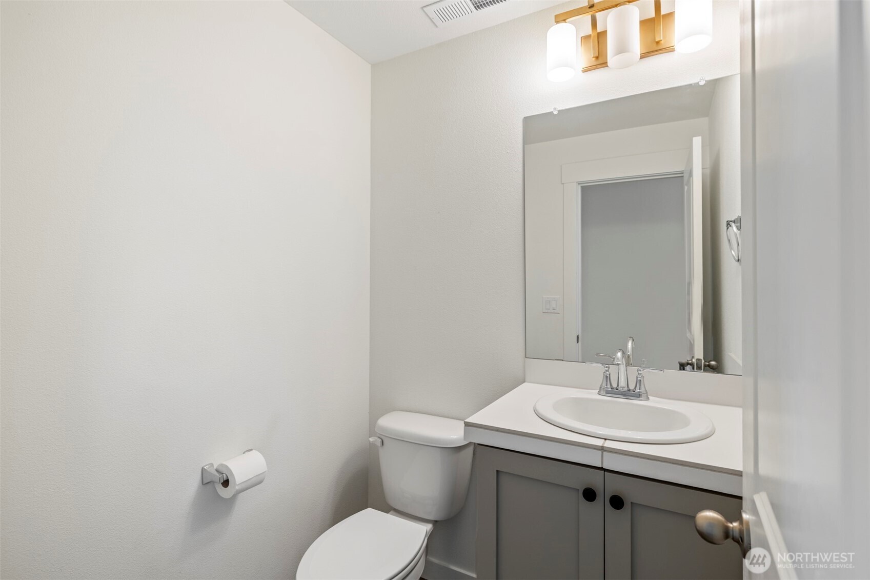 7013 N Madison Circle Property Photo 16