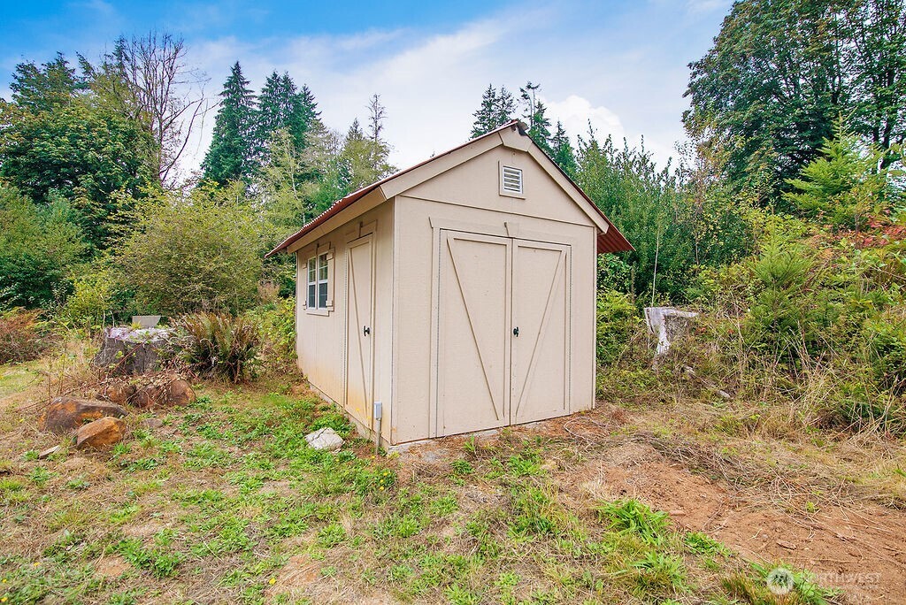 721 Robertson Road Property Photo 36