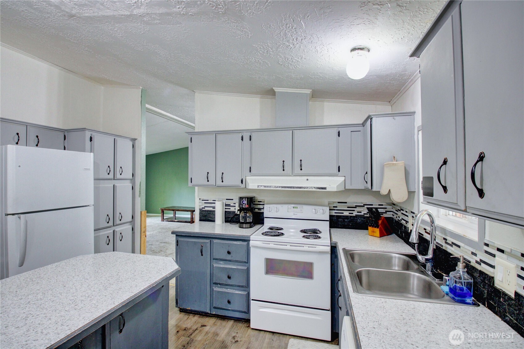 46221 Baker Drive Property Photo 15