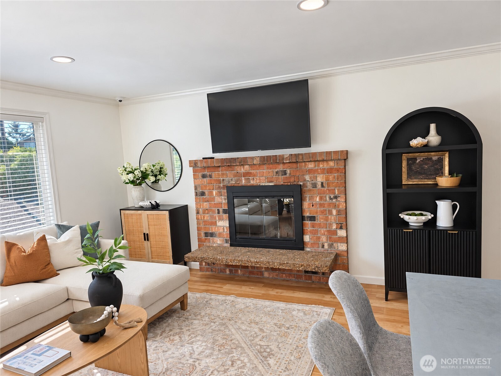 2209 24th Avenue Property Photo 2