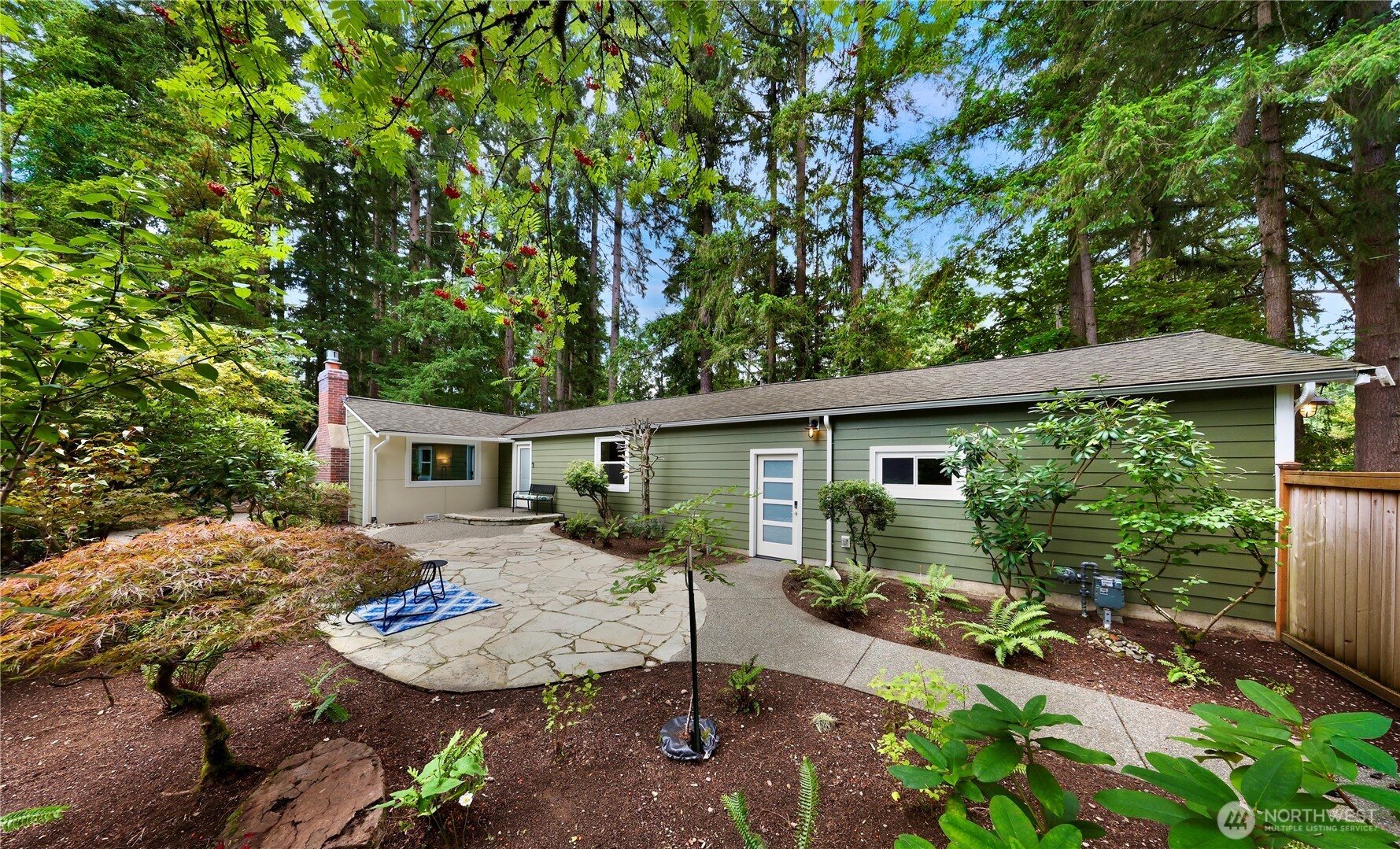 18934 Forest Park Drive Property Photo 1