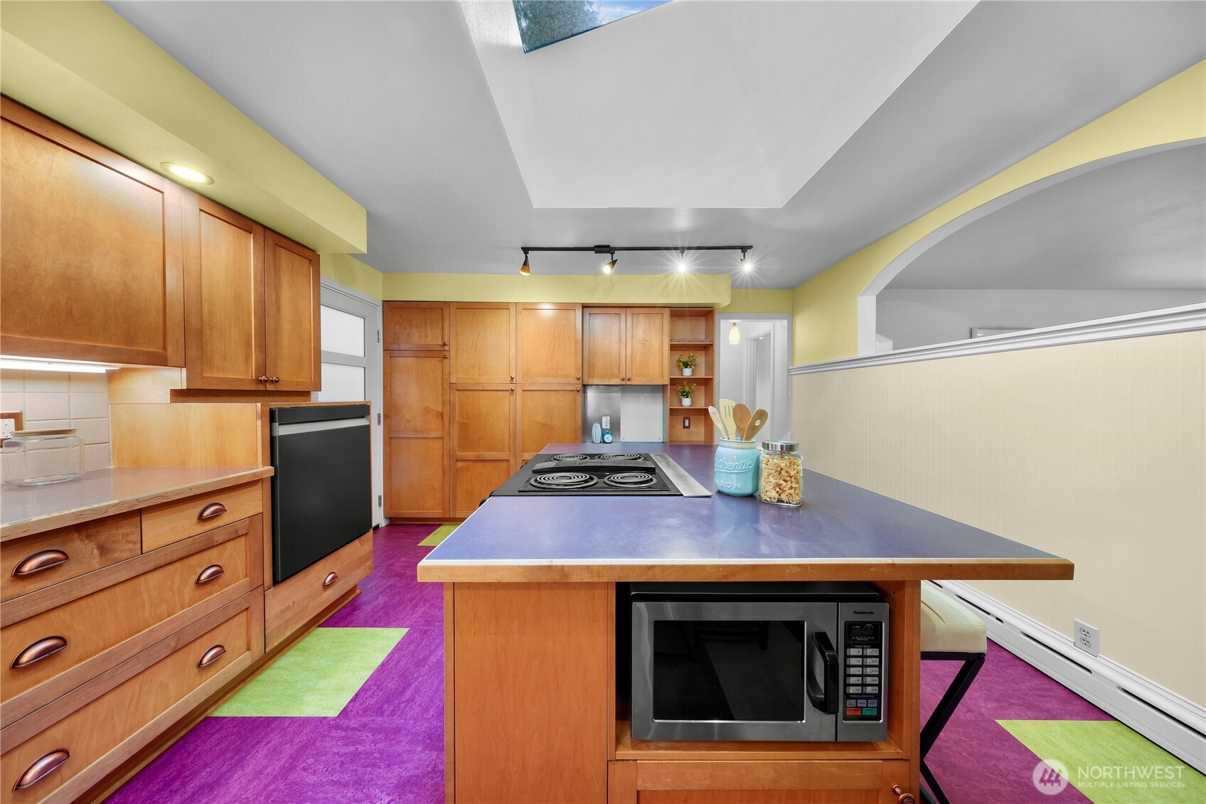 18934 Forest Park Drive Property Photo 13