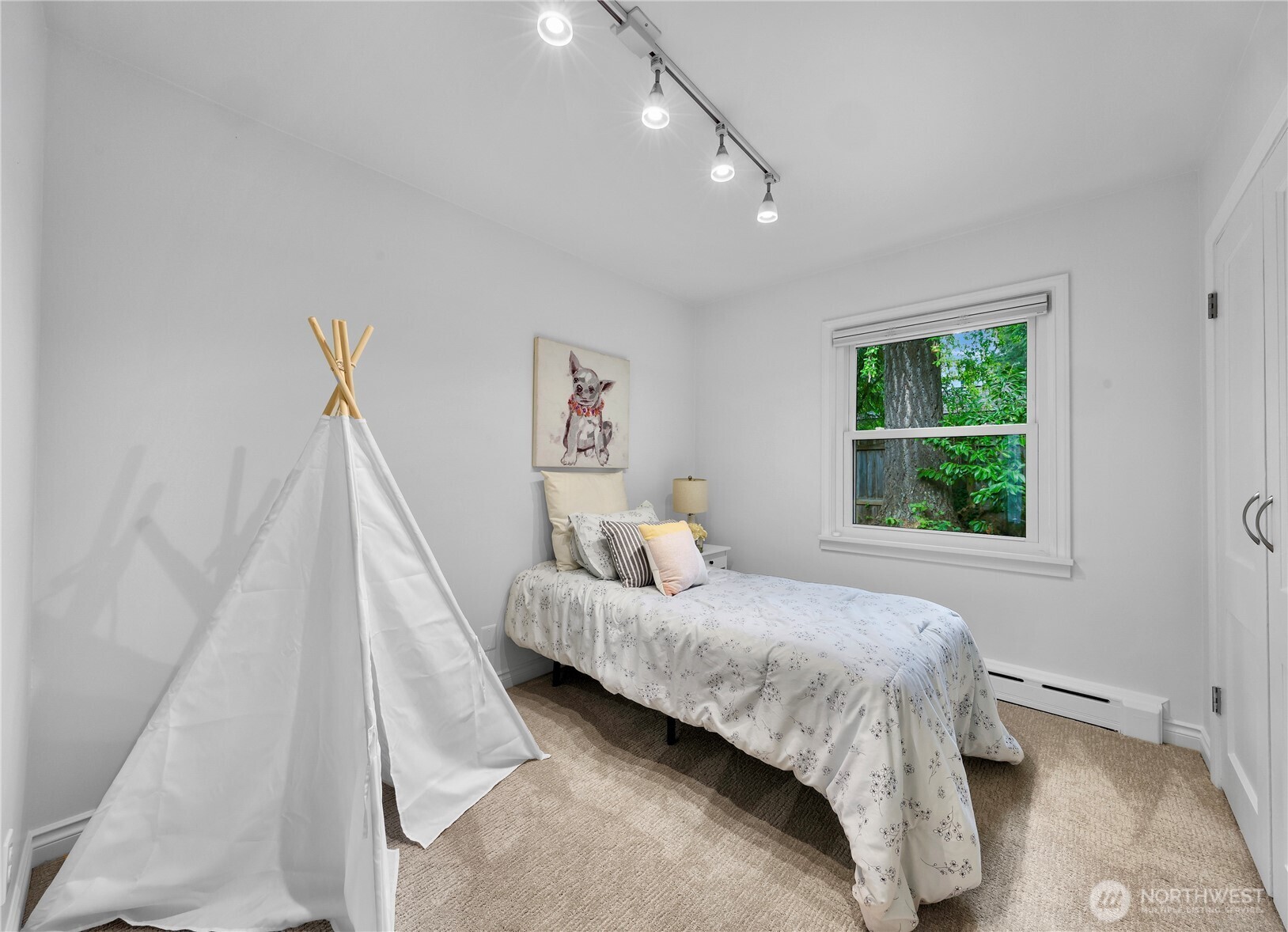 18934 Forest Park Drive Property Photo 27