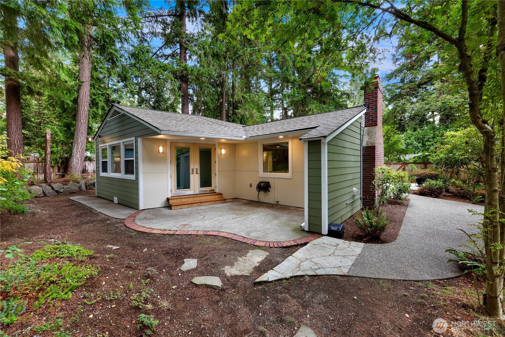 18934 Forest Park Drive Property Photo 30