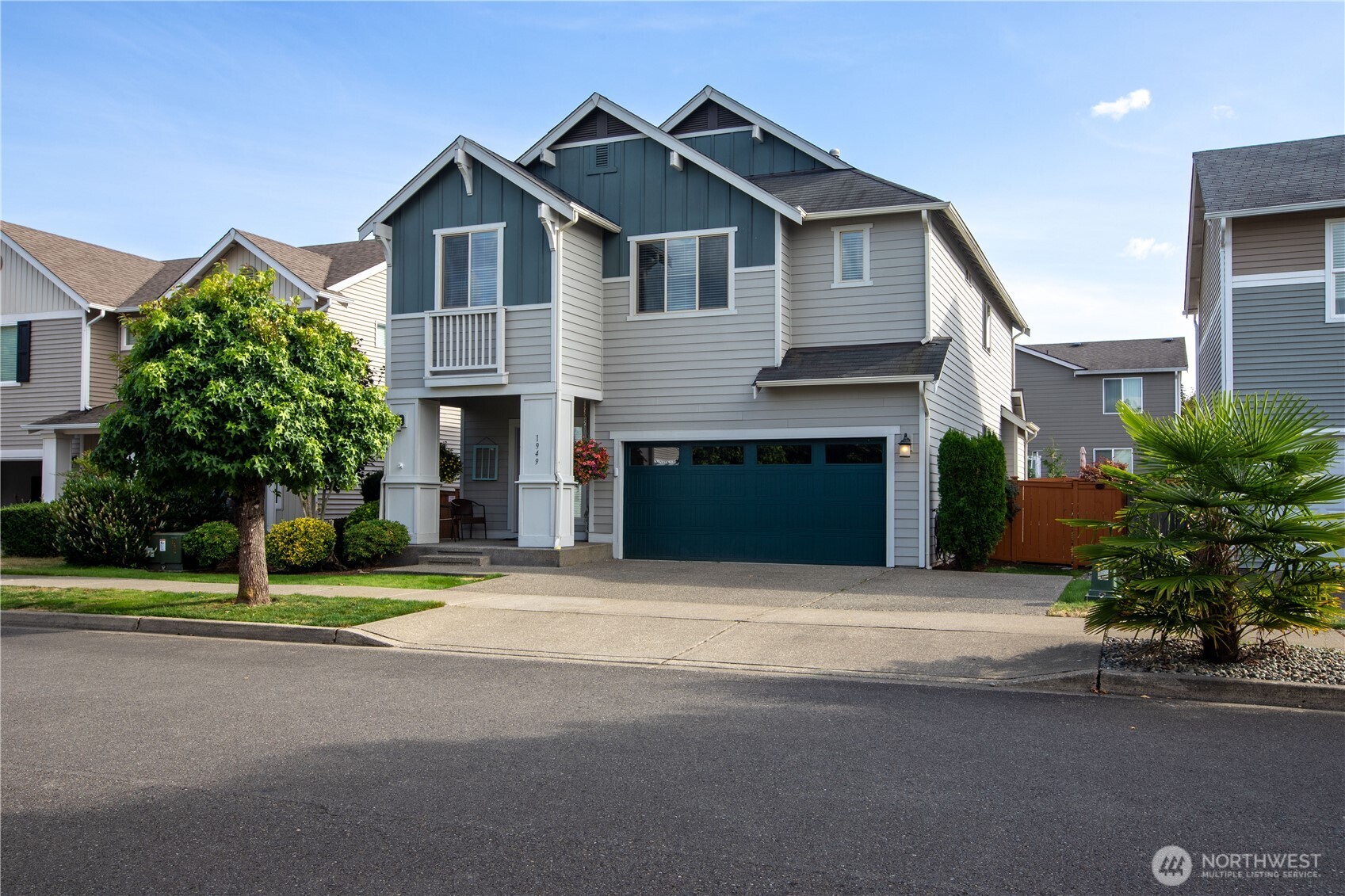 1949 Pleasure Drive Property Photo 1