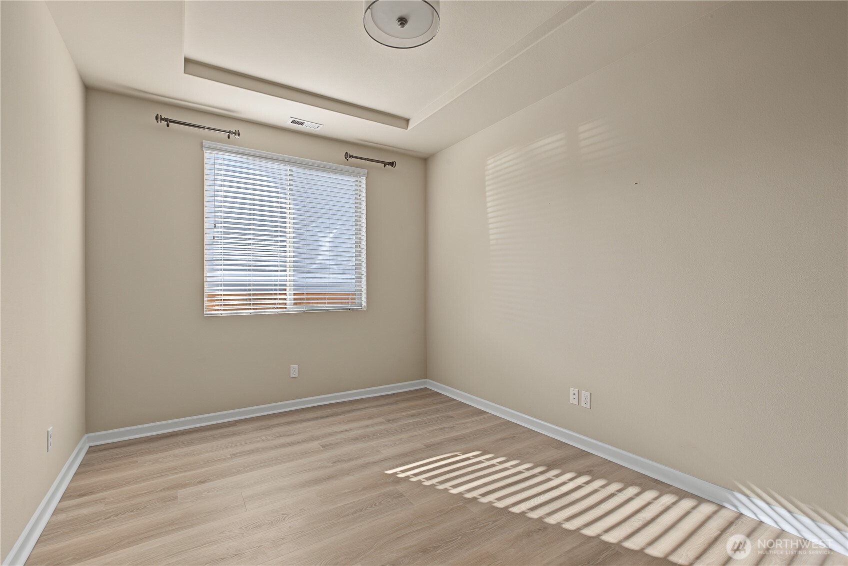 1949 Pleasure Drive Property Photo 15