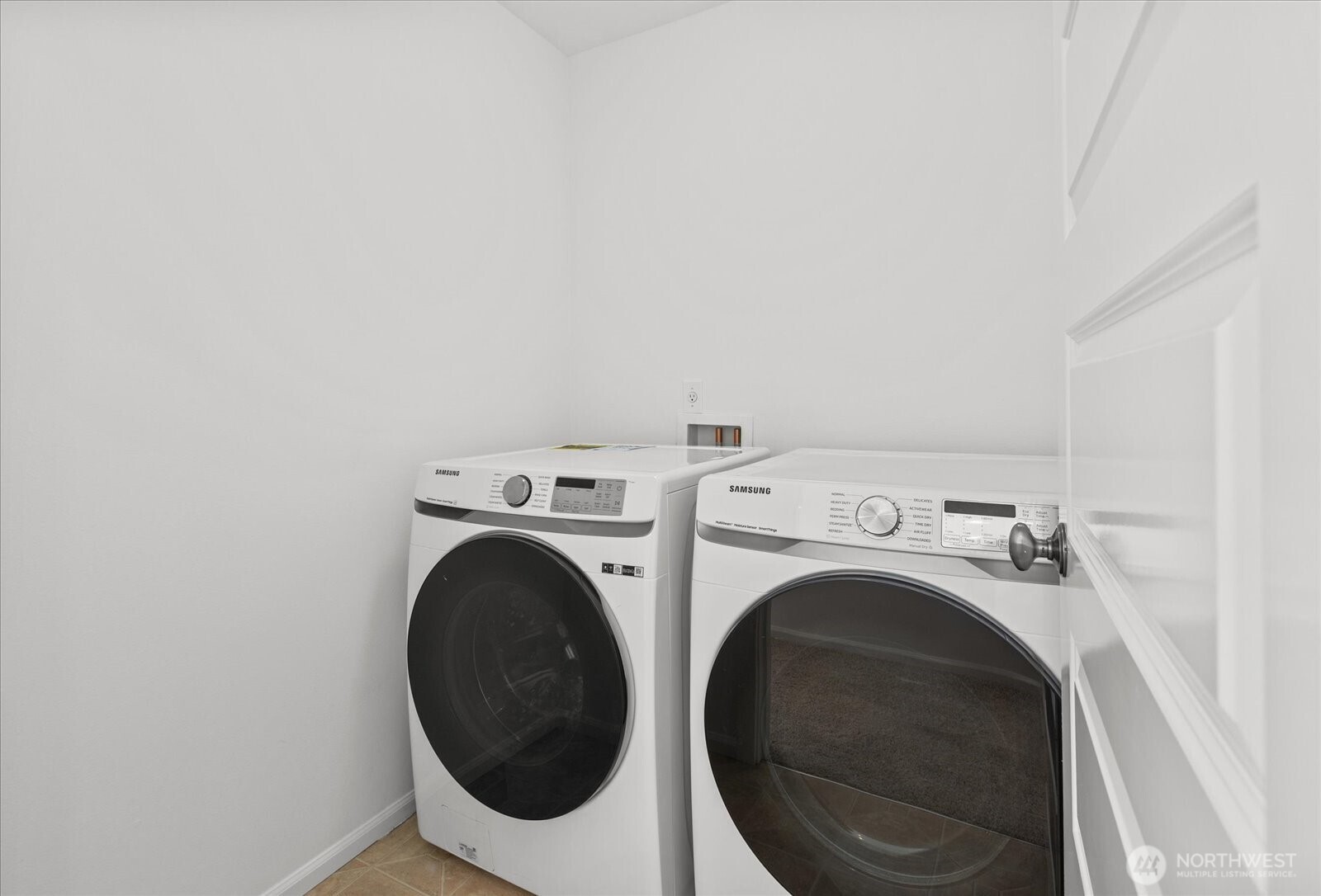 3608 182nd Street Property Photo 23