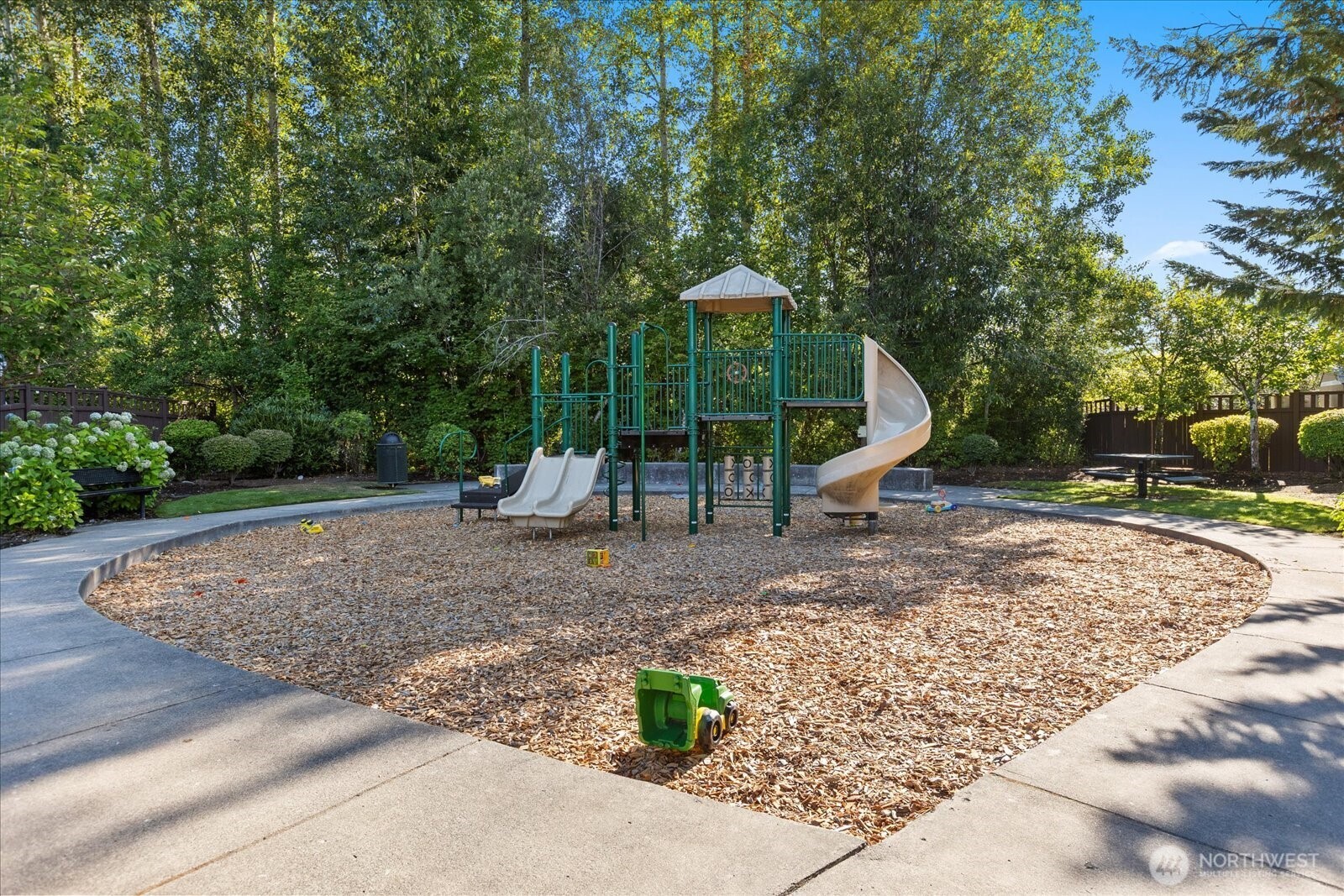 3608 182nd Street Property Photo 38