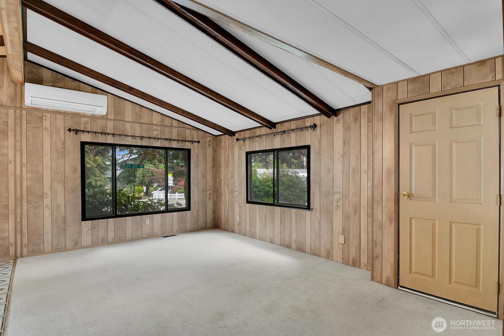 19501 129th Avenue Property Photo 3