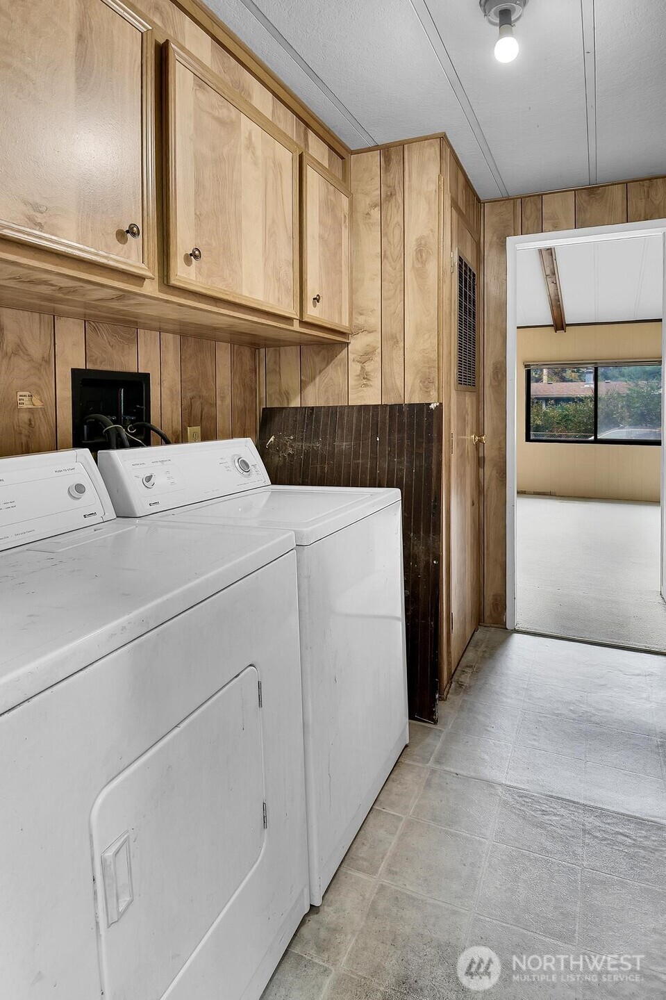 19501 129th Avenue Property Photo 18