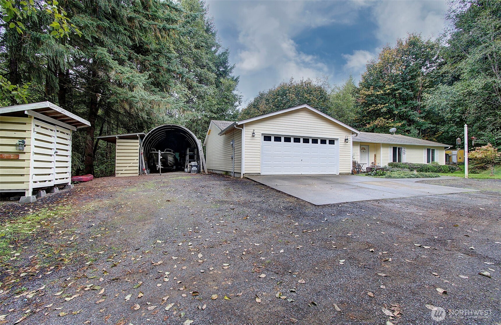 210 Great Northern Road Property Photo 3
