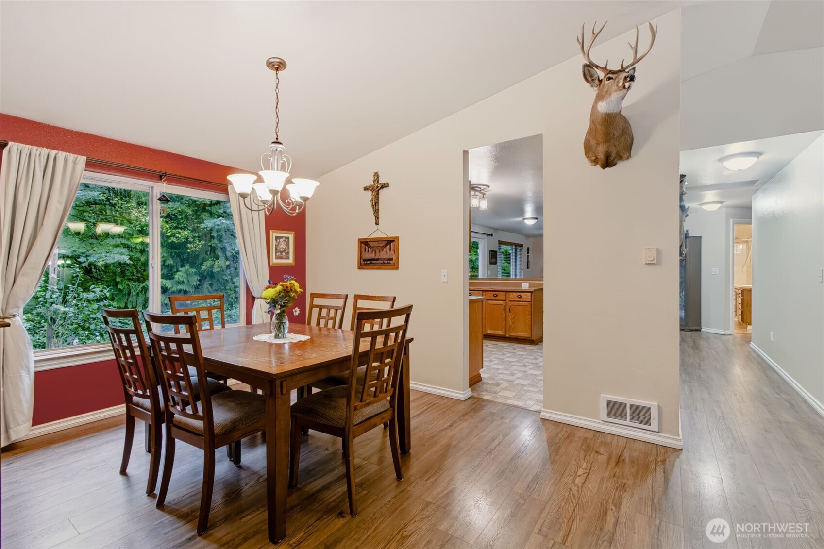 210 Great Northern Road Property Photo 7